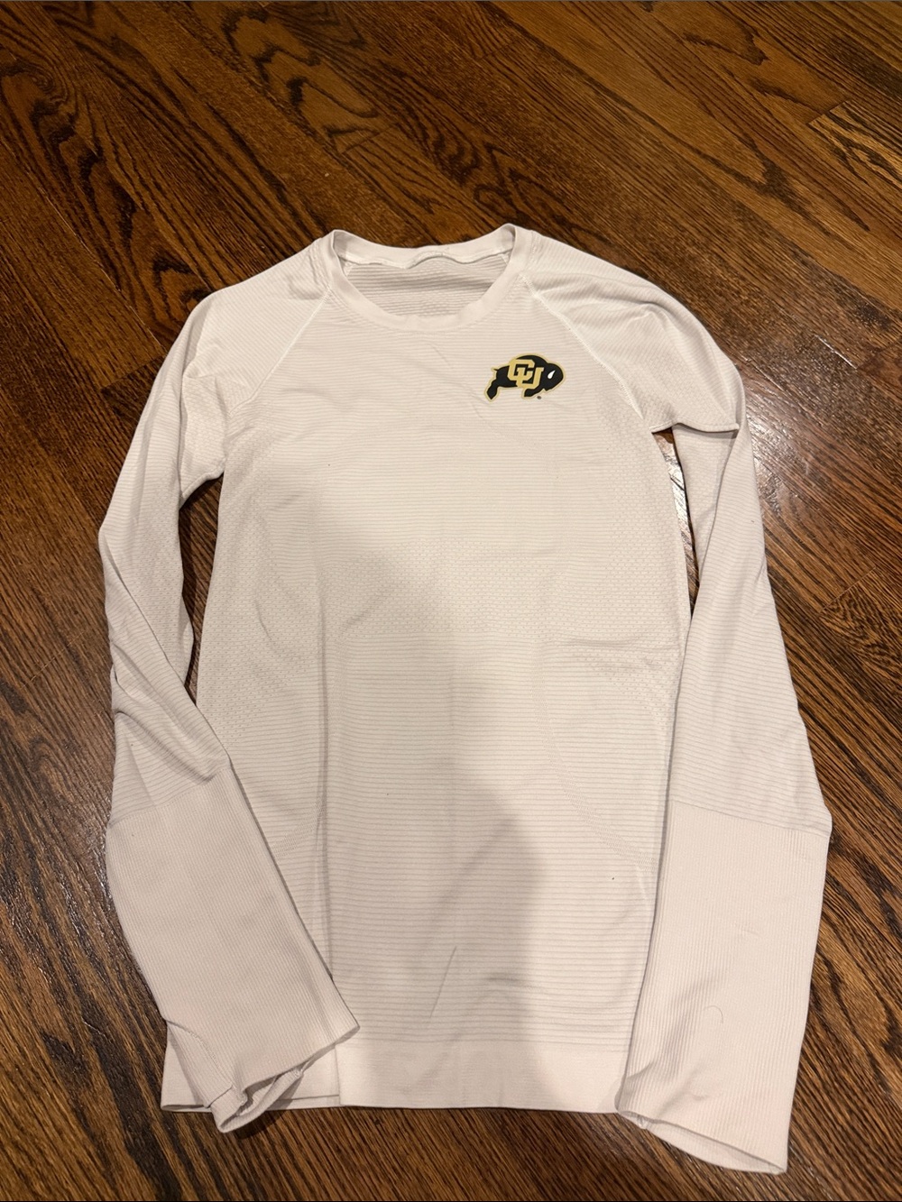 Lululemon swiftly tech long sleeve - cu boulder logo